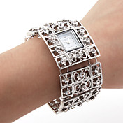 Reloj Brazalete Plateado de Mujer con Decoración de Piedras Czechic