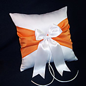 hoja de satén y almohada blanca del arco de circunvalación (más colores)