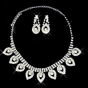 White Pearl Elegant Ladies Necklace and Earrings Jewelry Set (45 cm)