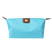 bolas de masa hervida forma de bolsa de maquillaje