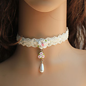 Handmade dentelle blanche fleur de résine Pays collier de Lolita