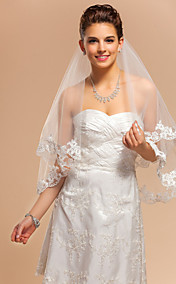 Nice One-tier Elbow Wedding Veil With Lace Applique Edge