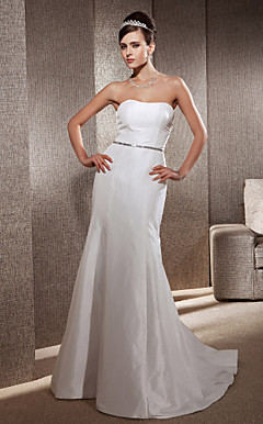 Elegant Trumpet/Mermaid Sweetheart Sweep/Brush Train Taffeta Wedding Dress