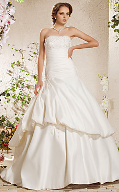 Ball Gown Strapless Court Train Satin Weeding Dress