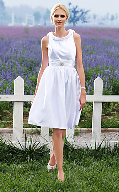 A-line Scoop Knee-length Elastic Silk-like Satin Wedding Dress