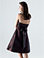 A-line Strapless Empire Knee-length Taffeta Bridesmaid/ Wedding Party Dress