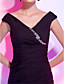 Sheath/Column Off-the-shoulder Short/Mini Chiffon Cocktail Dress
