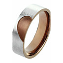 plata de los hombres con anillo de acero de titanio de chocolate