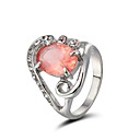 merveilleuse bague de strass en plaqué avec un alliage de couleurs plus disponibles