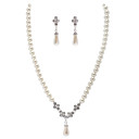 Elfenbein Perle zweiteilige Frühlingsgarten Damen Halskette und Ohrringe Schmuck-Set (38 cm)