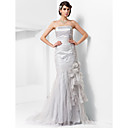 Trumpet/Mermaid Strapless Court Train Tulle Evening Dress